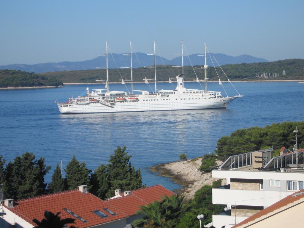 Apartment Duda Hvar Town Exterior photo